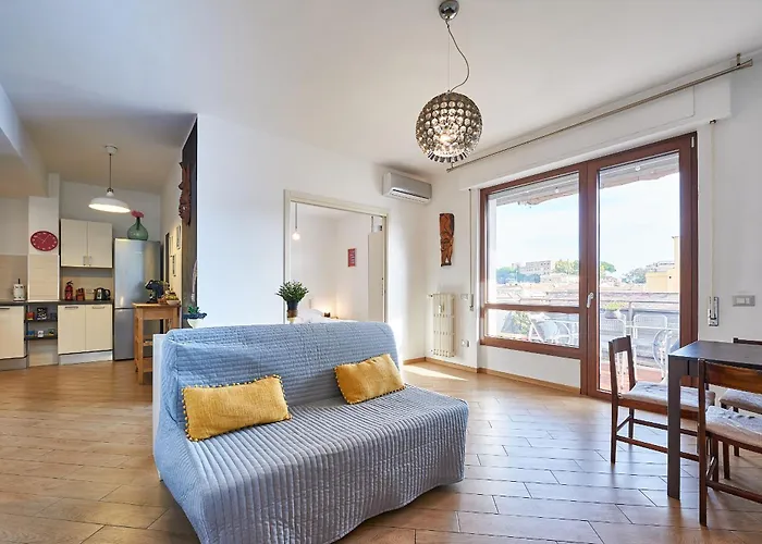 Rainbow Vatican Vista Apartment *